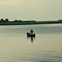 Angler im See