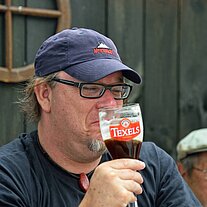 Peter trinkt Texels