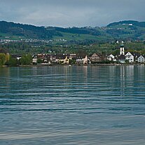 Blick über den See nach Horn