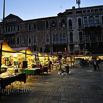 abendlicher Markt