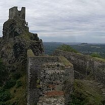 auf der Burg Trosky