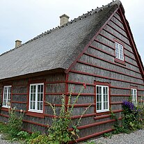 Reethaus mit Reetwänden