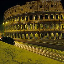 Collosseum bei Nacht